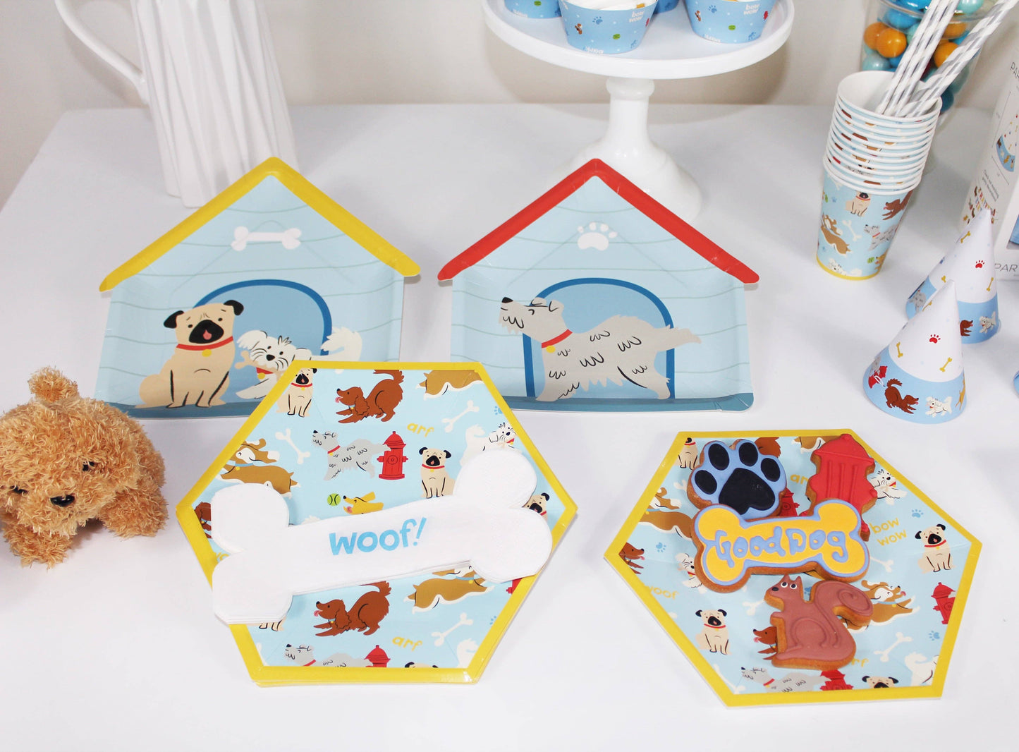 Dog House Shaped Assorted Paper Plate Set - 12pk