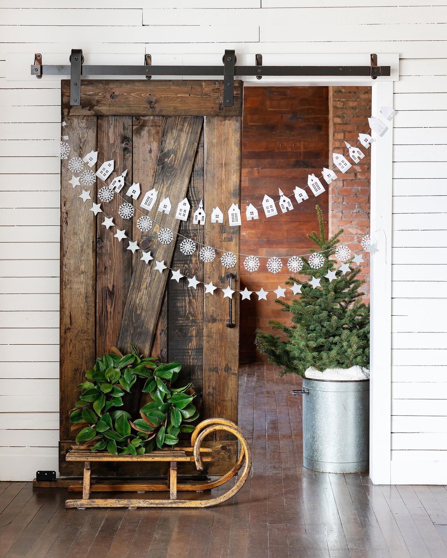 Winter White Felt Snowflakes Banner