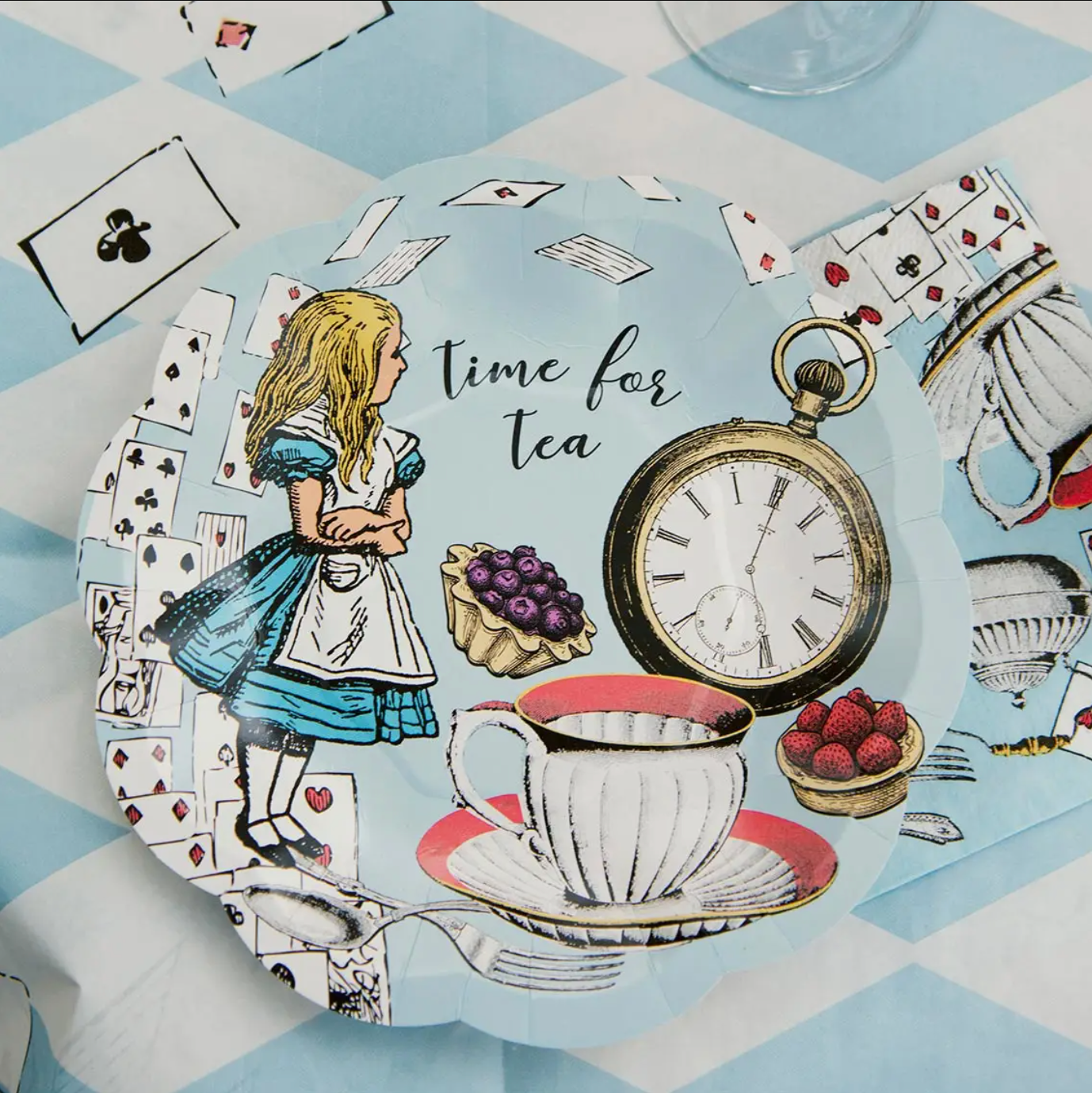 Alice in Wonderland Small Scalloped Plate - 12pk