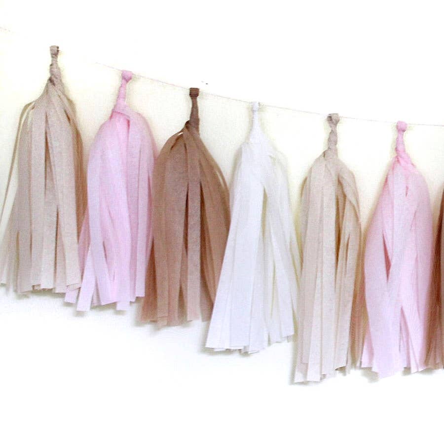 Blushing Tissue Tassel Garland Kit – Très Chic Party Boutique