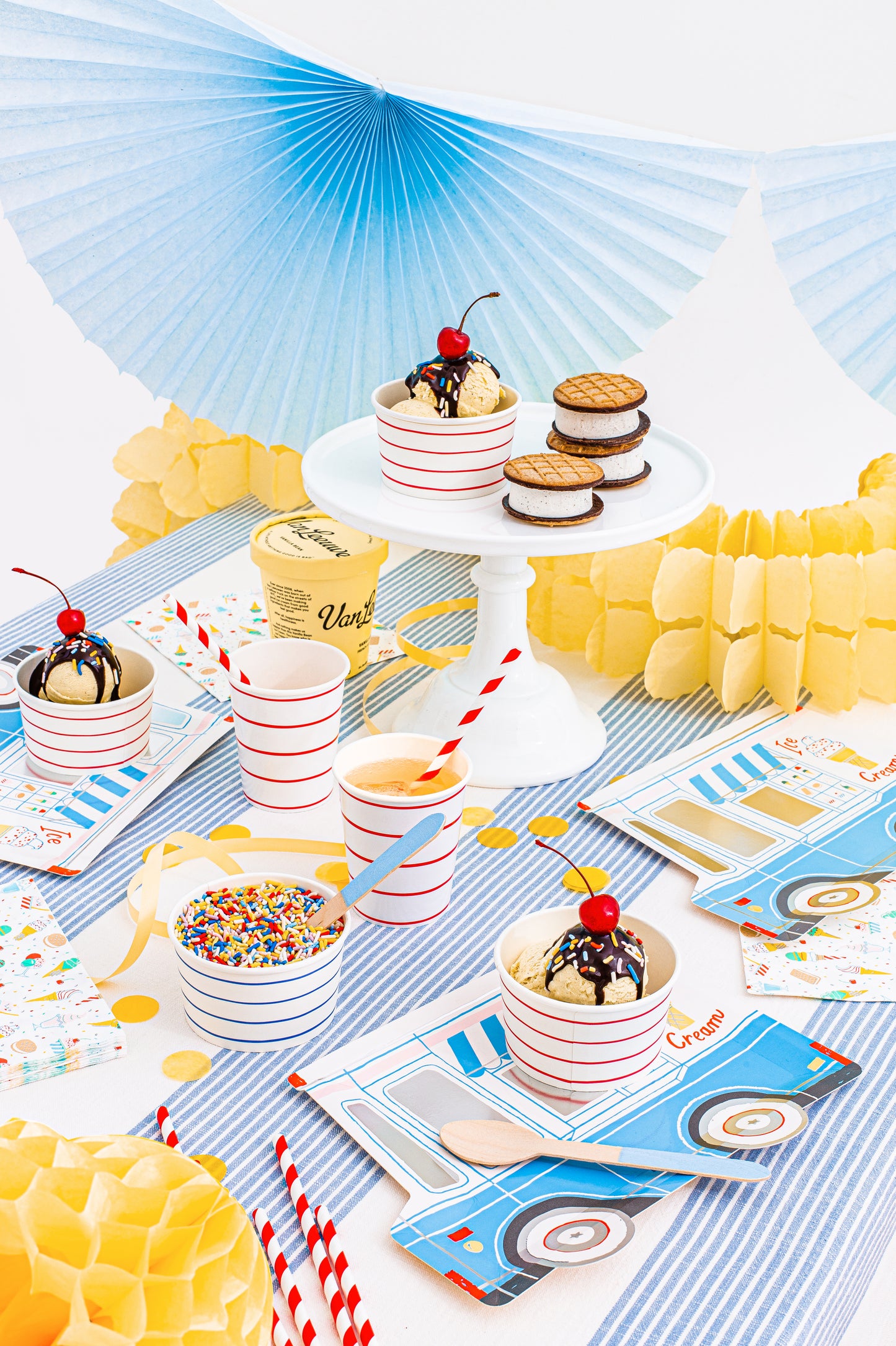Ice Cream Truck Large Paper Plates - 8pk