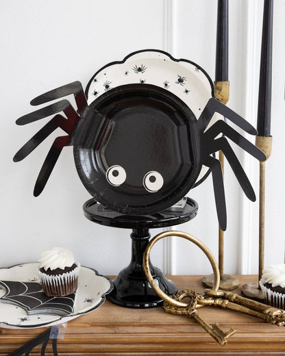 Spider Shaped Paper Plates - 8pk