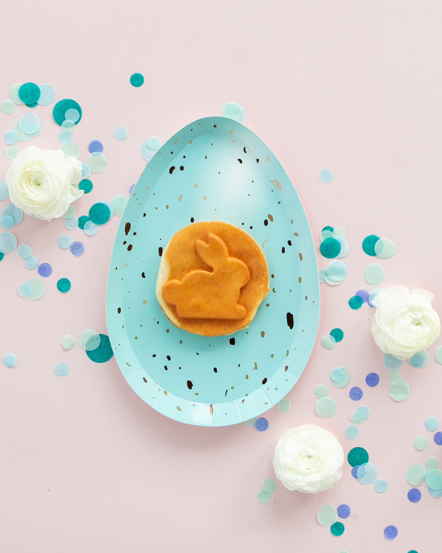 Robin Egg Die-Cut Easter Large Plates