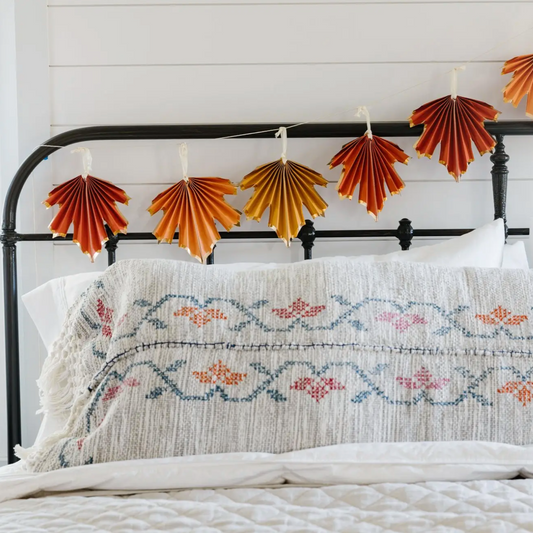 Harvest Thanksgiving Maple Leaf Fan Banner