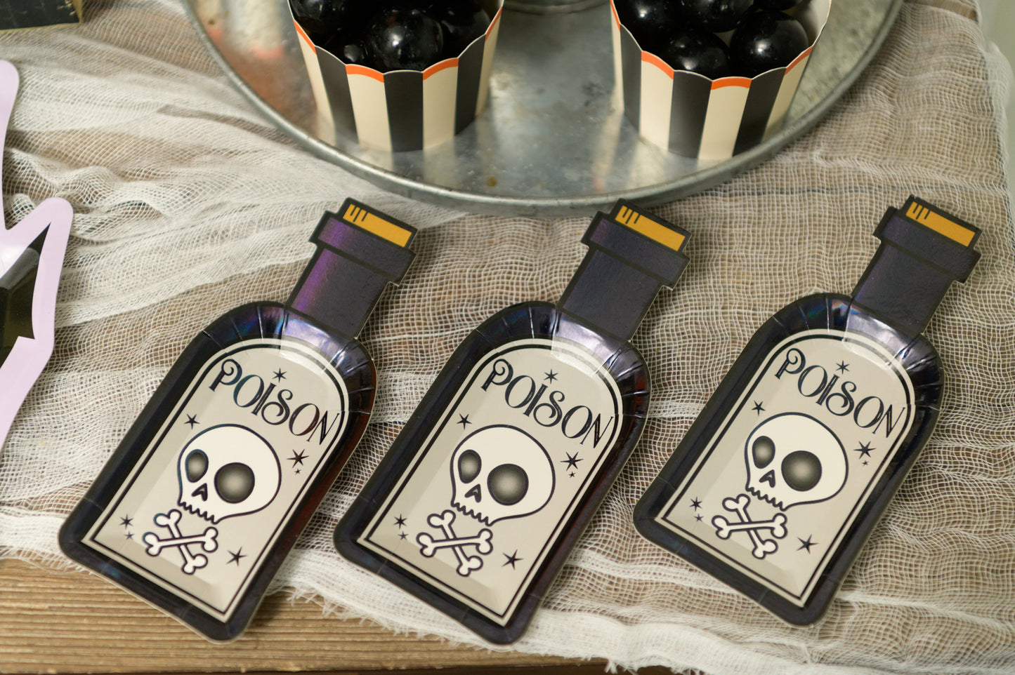 Halloween Poison Bottle Canapé Plates - 8pk