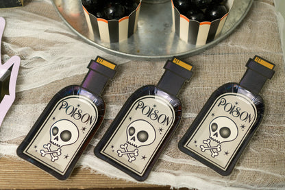 Halloween Poison Bottle Canapé Plates - 8pk