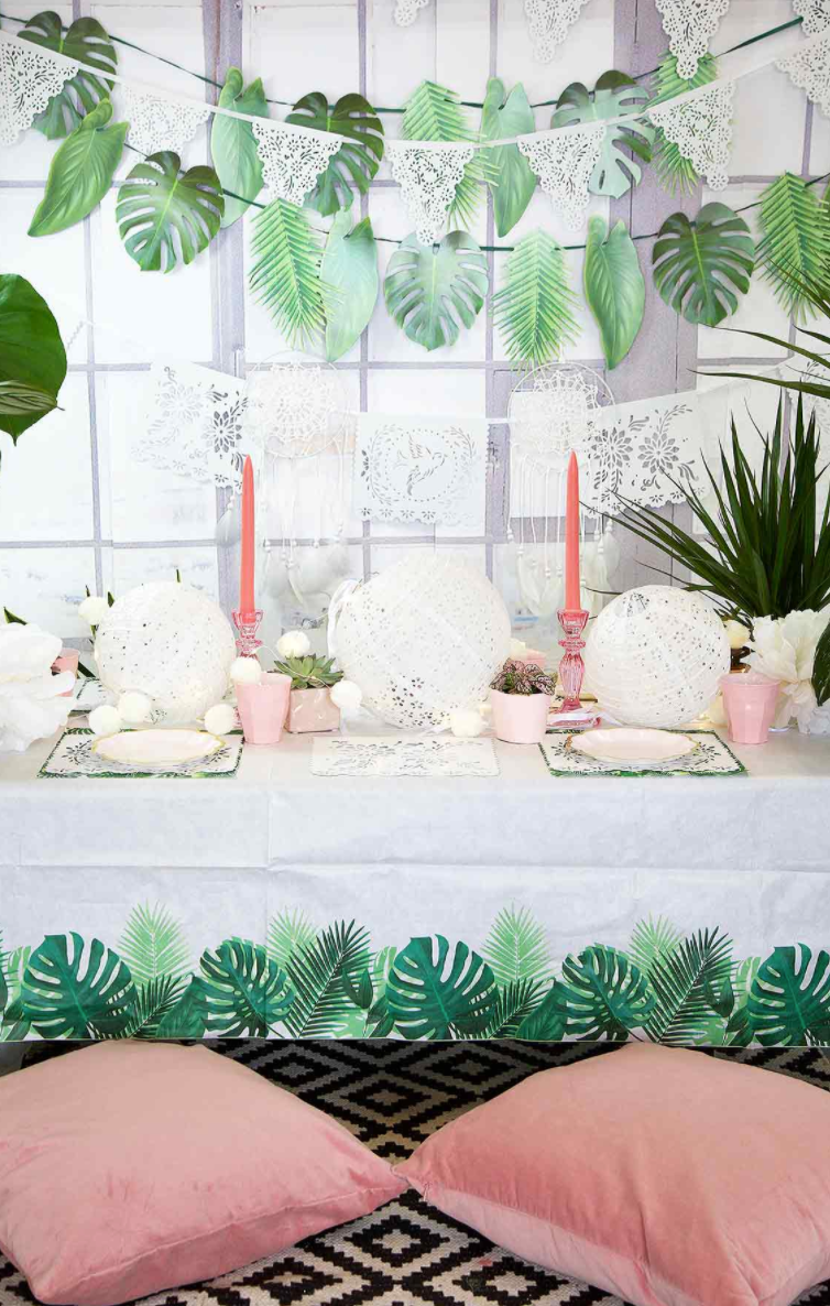 Tropical Palm Leaves Garland